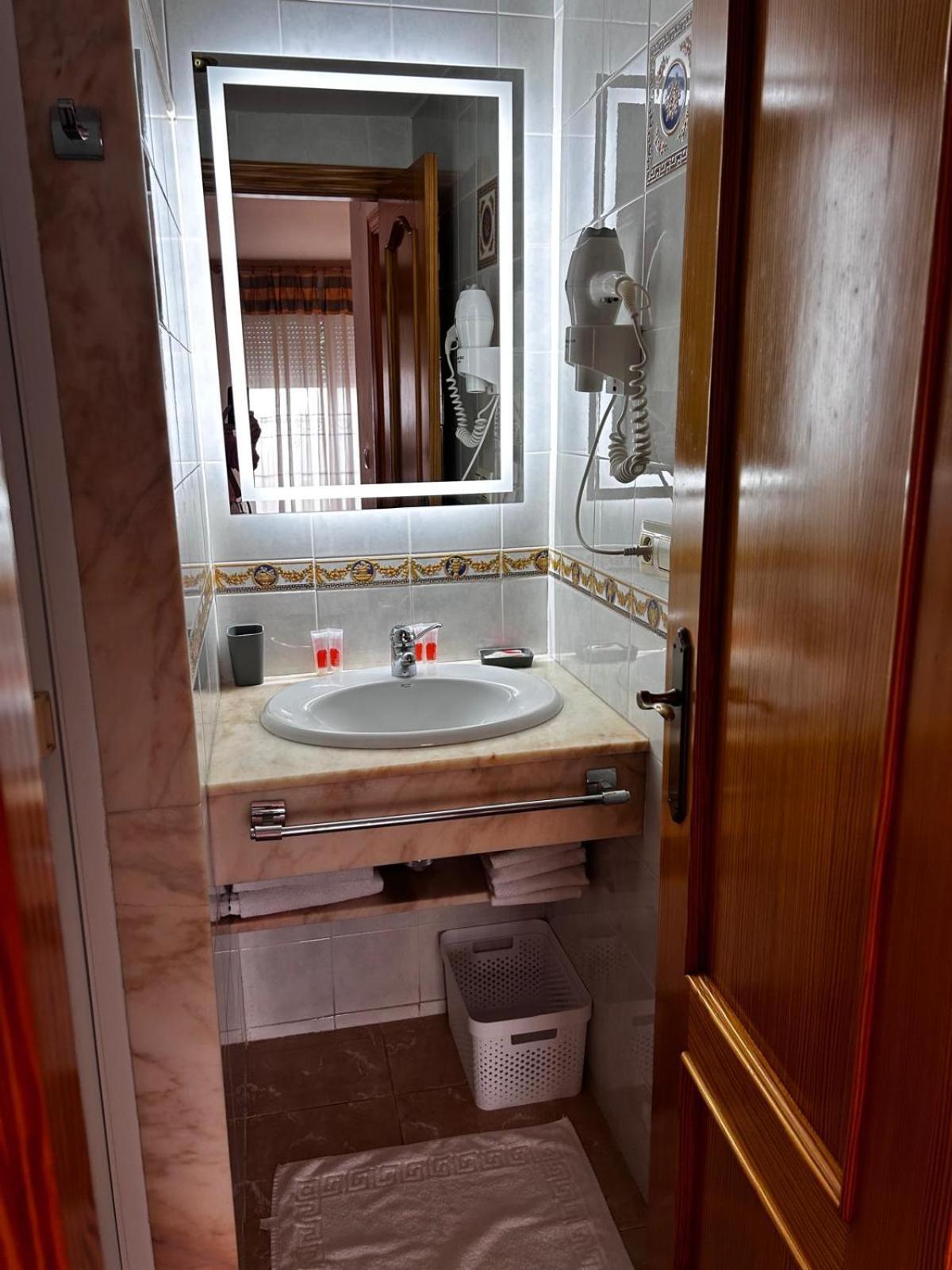 Apartamentos Inter Gandia Playa Eksteriør bilde