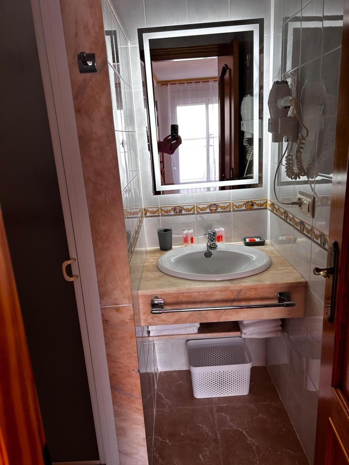 Apartamentos Inter Gandia Playa Eksteriør bilde