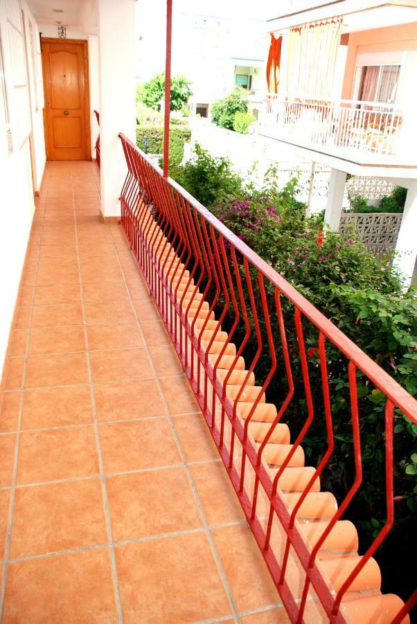 Apartamentos Inter Gandia Playa Eksteriør bilde